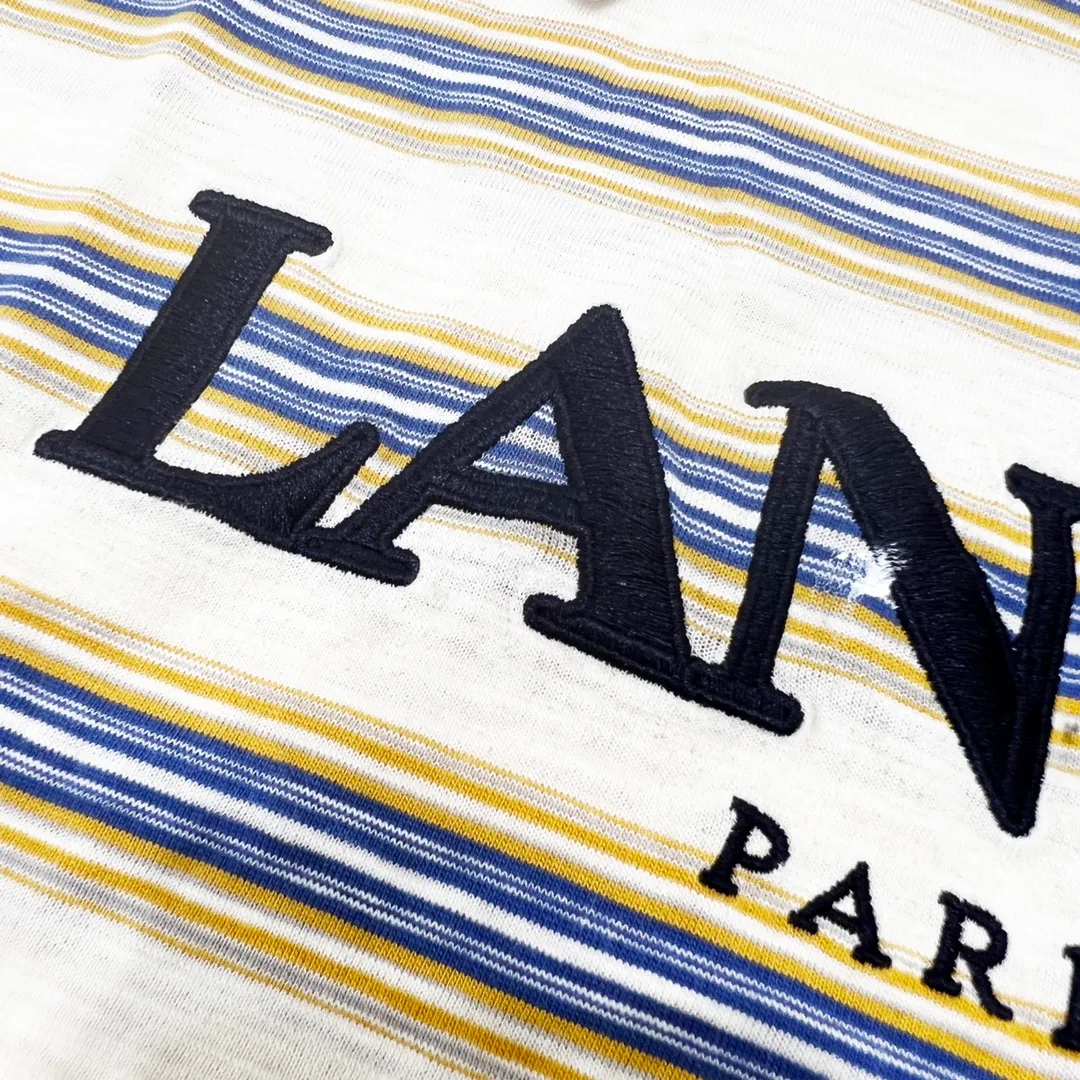 💰190 Style No. Y201 LANVIN Custom-woven and dyed 32-count 260-gram high-gram fabric. The fabric is first washed by ring-drying and washing to play a pre-shrinking role. Customized threads, post-hair removal treatment, and twice-washed ready-made garments. The fabric is comfortable and skin-friendly without any strange feeling. The LOGO letters are embroidered with 75D fine thread imported machines, and 12 colors are hand-painted in irregular arrangements of dark blue/light blue/ Lake blue/apricot/pink/maroon/yellow/orange/green/white glue/vinyl glue/black water, they are no better than the usual styles and cannot be made in the form of an assembly line. The craftsmanship of each finished product is very complicated, and there are too many technologies applied to the clothes. All details are paid for, and the cost of production increases accordingly. The attitude is full of sincerity. What you see is what you get. Size：S-XL